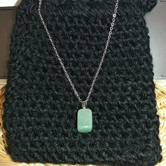 Green Aventurine Necklace Natural Gemstone Pendant Stainless-Steel Necklace NEW - Picture 5 of 17